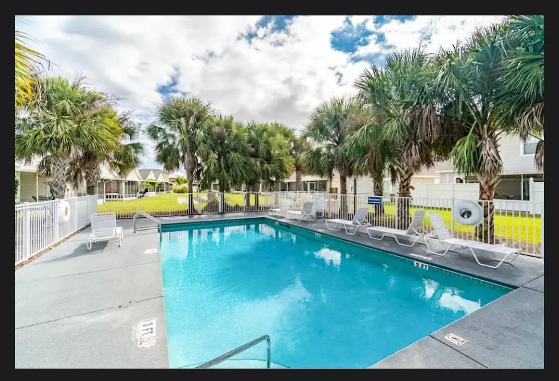 Semesterbostad Palm Cove Blue Lagoon Panama City Beach